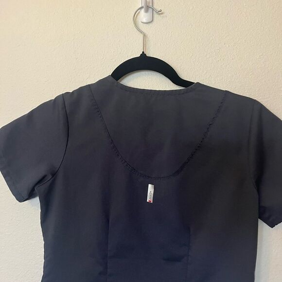 Grey’s Anatomy Professional Wear By Barco Women’s Small SZ XXS Scrub Top - Picture 8 of 10
